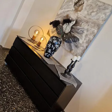 Apartment Modern In Neo Faliro *