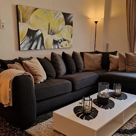 Modern In Neo Faliro Apartment