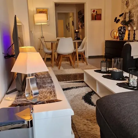 Modern In Neo Faliro Apartment